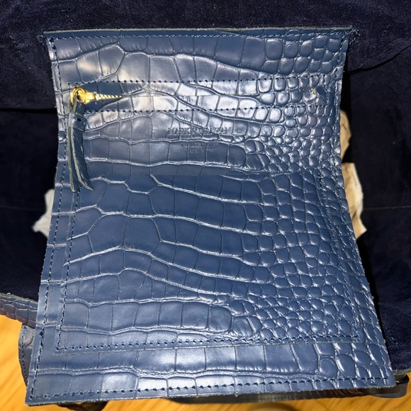 Mark & Graham Everyday Italian Croc-Embossed Tote - Picture 9 of 11